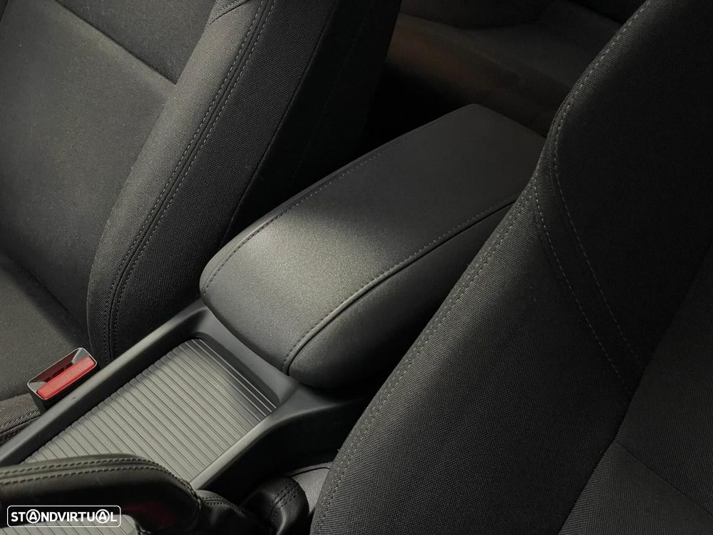 Volvo V40 1.6 D2 Eco Momentum - 23