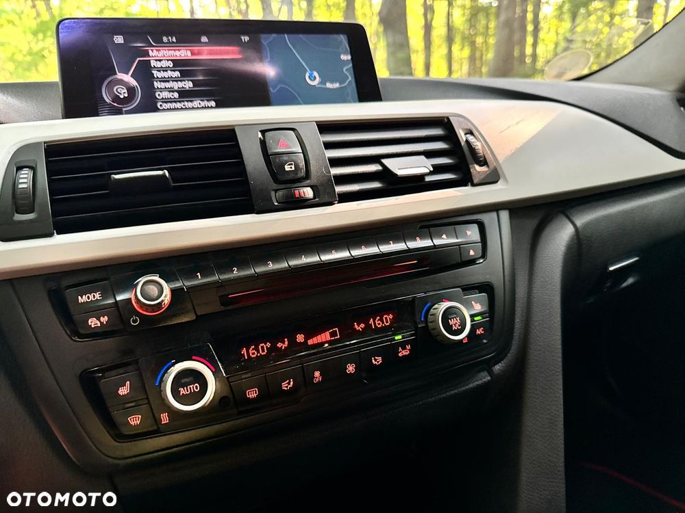 BMW Seria 3 - 24