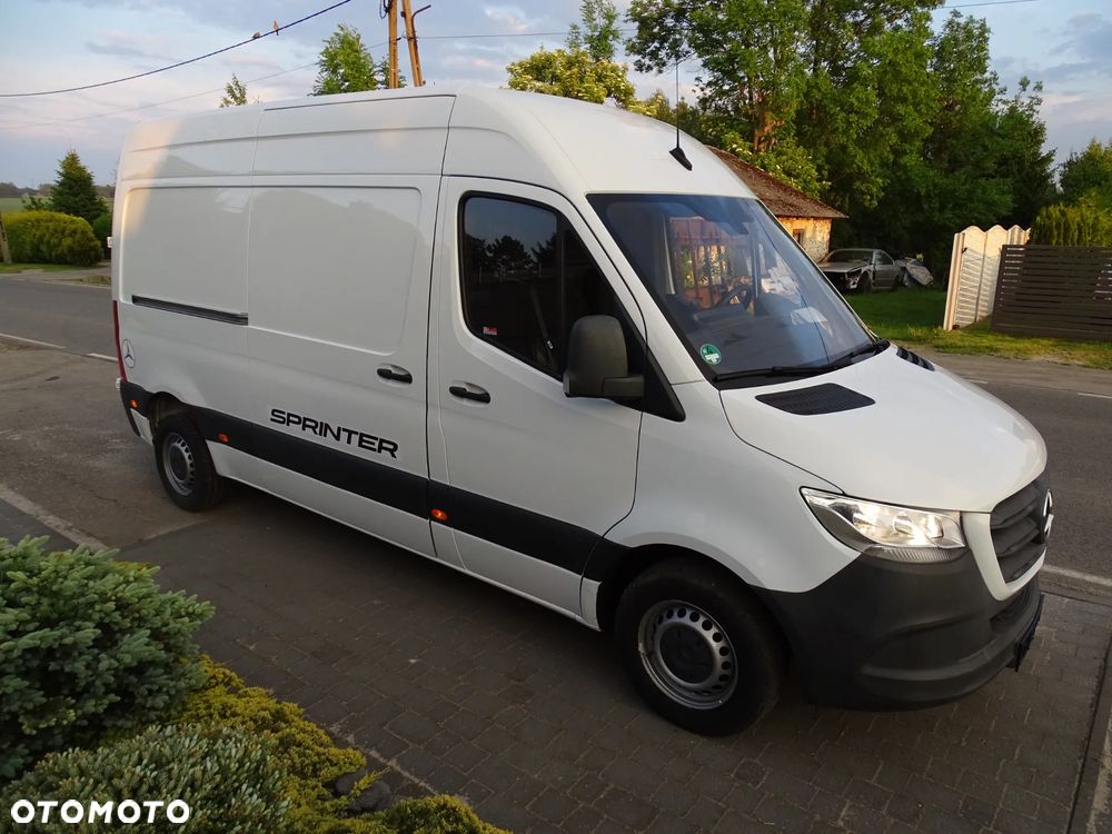Mercedes-Benz SPRINTER - 1