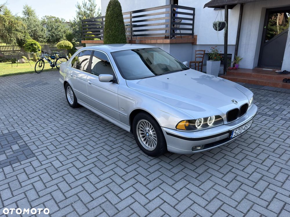 BMW Seria 5 - 1
