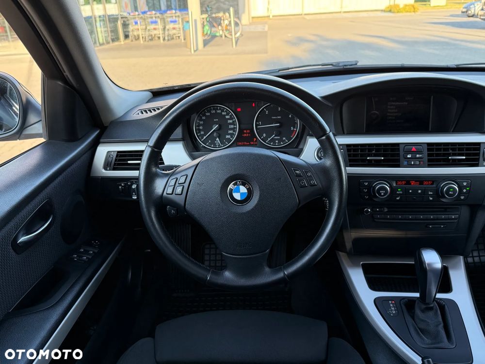 BMW Seria 3 320d DPF - 10