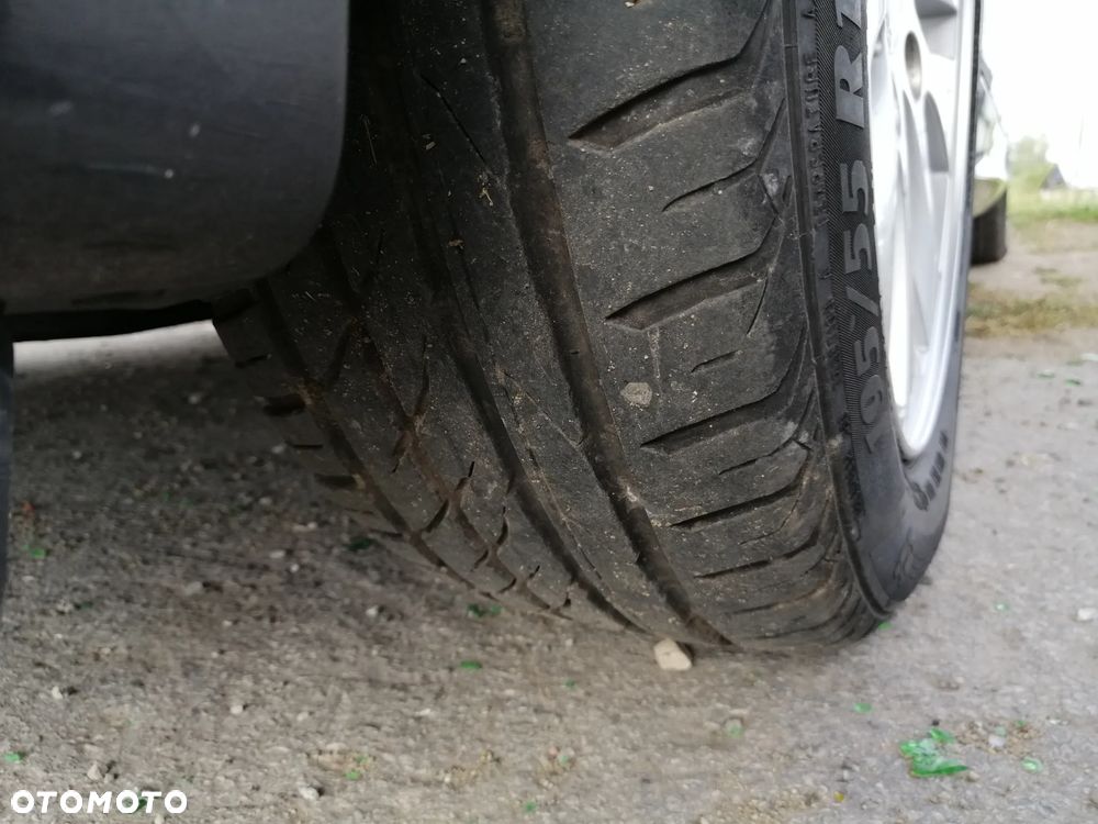 BMW Seria 1 - 13