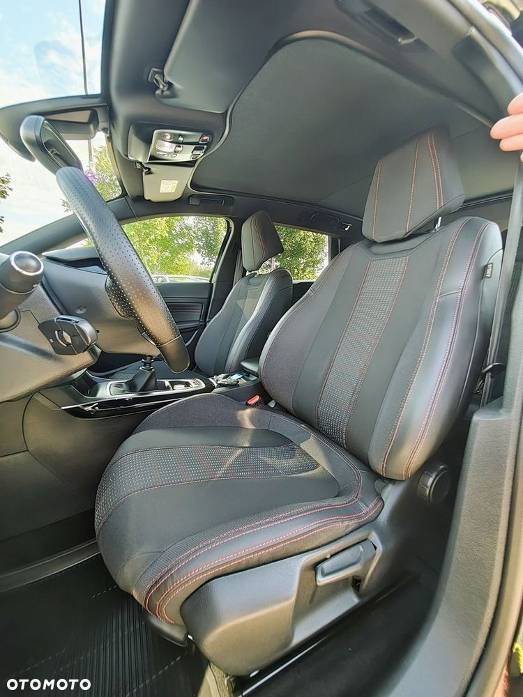 Peugeot 308 - 33