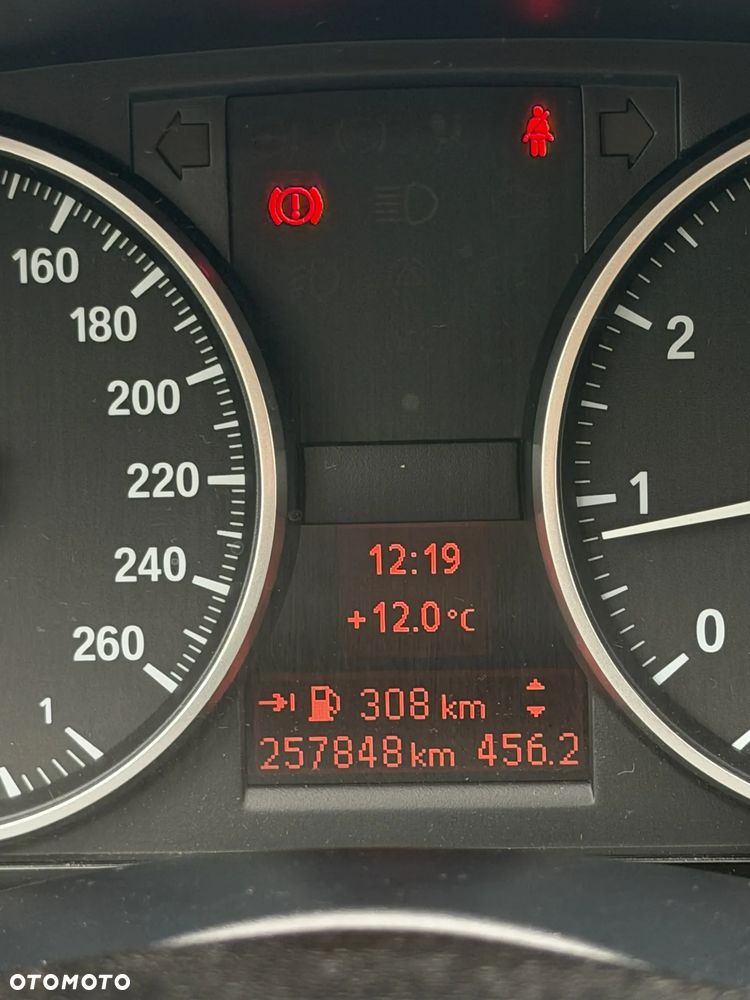 BMW Seria 3 - 23