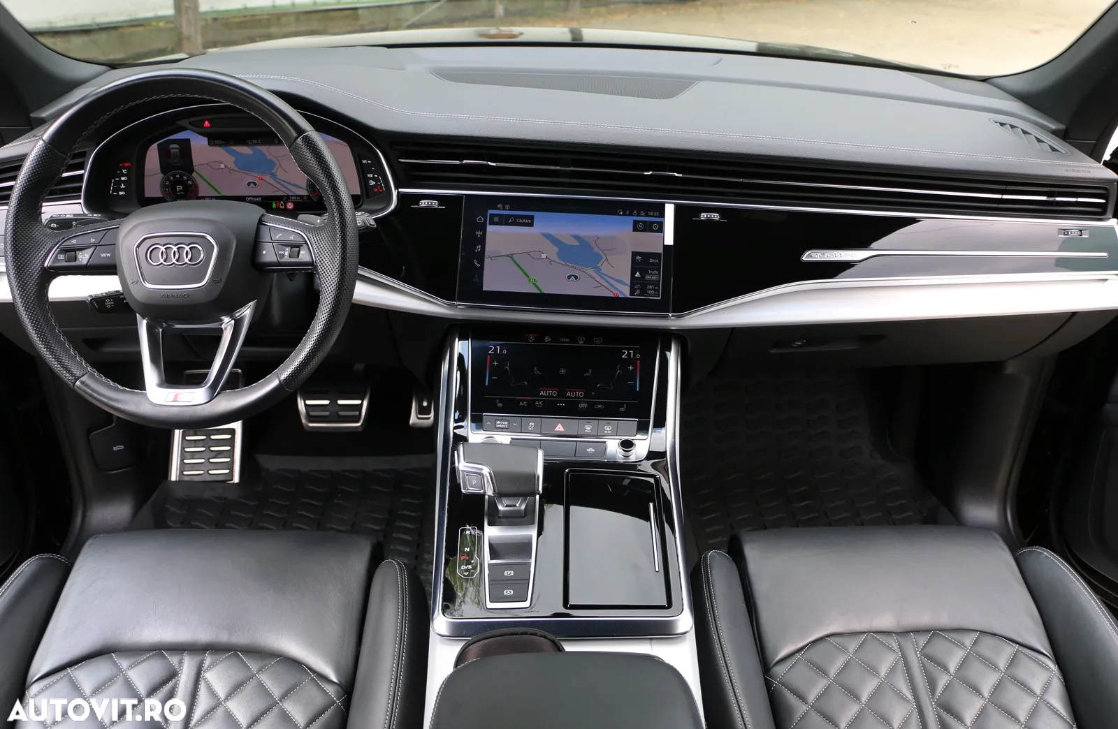 Audi Q8 55 TFSI quattro Tiptronic MHEV - 33