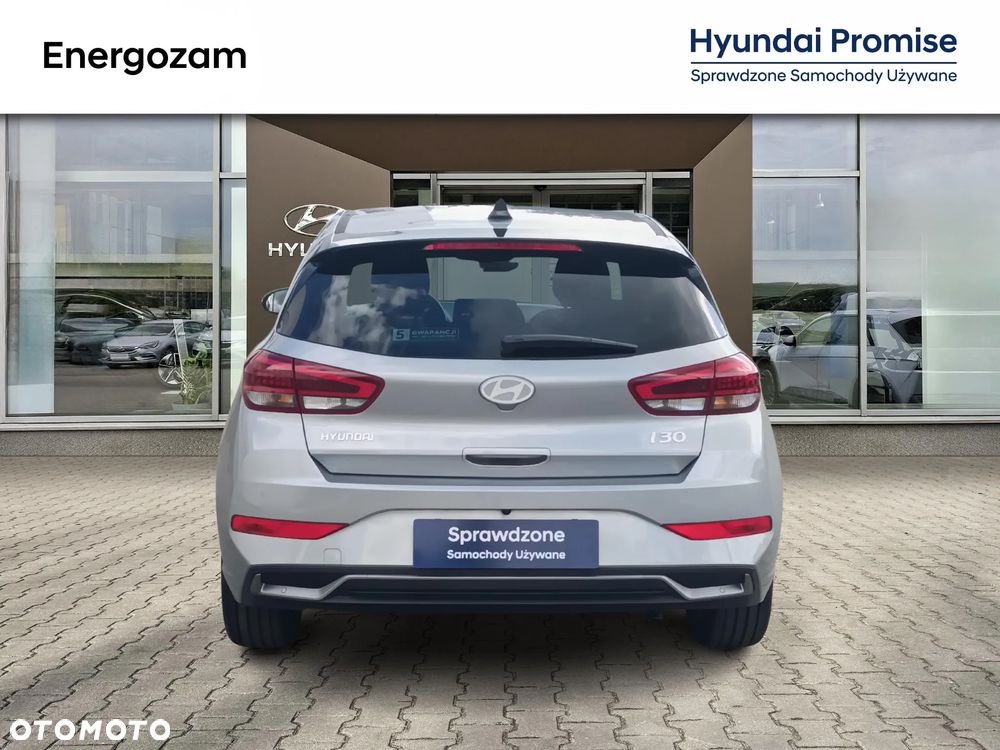 Hyundai i30 1.5 T-GDI 48V Smart - 4