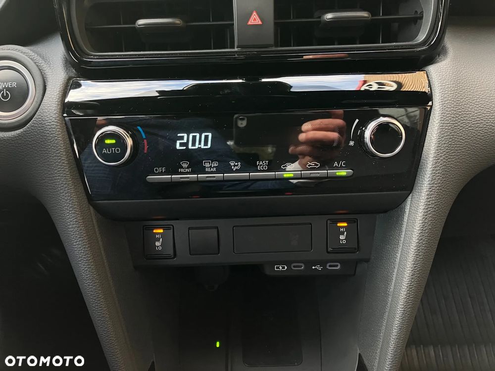 Toyota Yaris Cross Hybrid 1.5 Style - 31