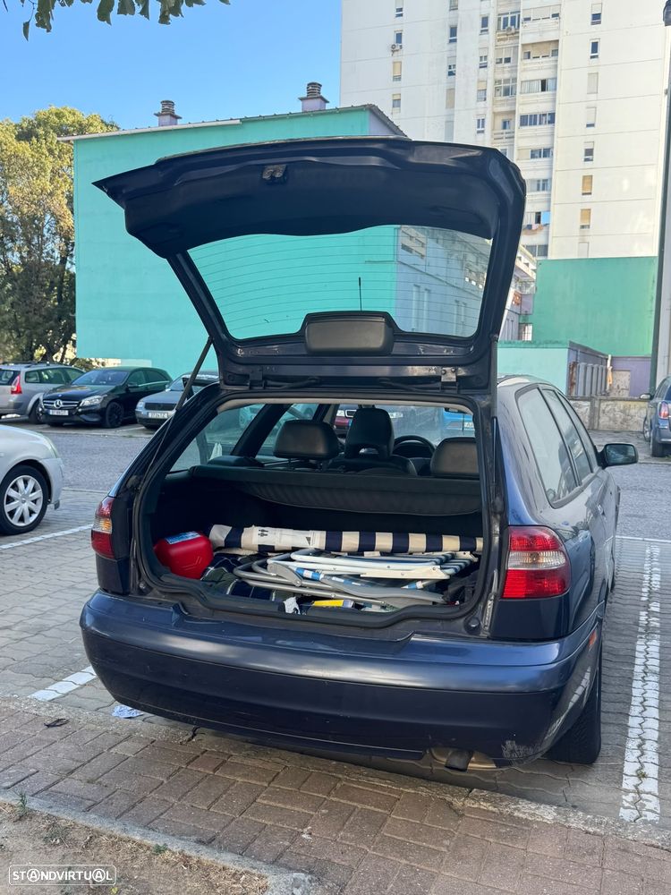 Volvo V40 Cross Country - 17