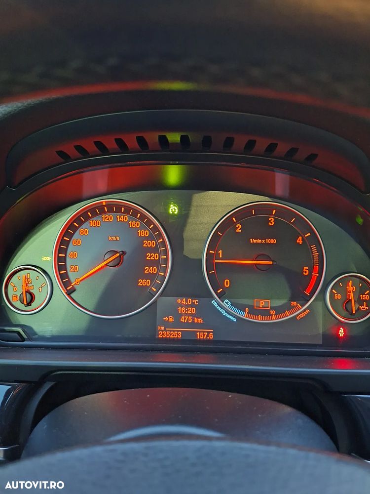 BMW Seria 5 520d Aut. - 12