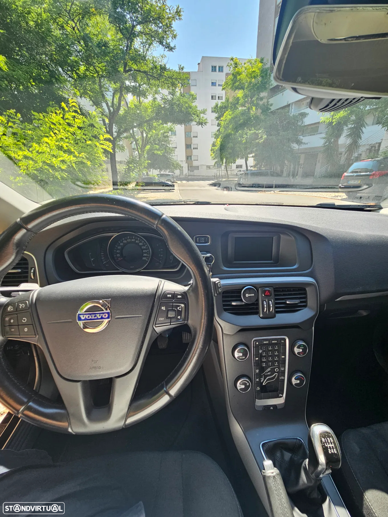 Volvo V40 1.6 D2 Kinetic - 9
