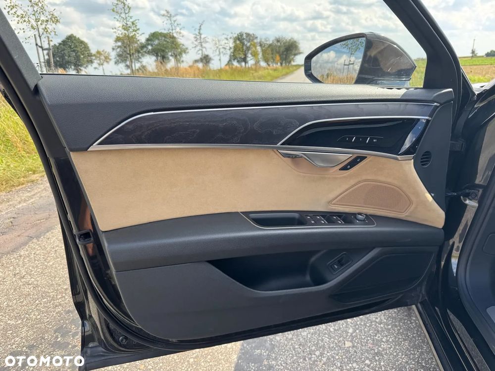 Audi A8 L 55 TFSI quattro tiptronic - 34