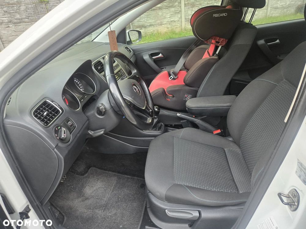 Volkswagen Polo 1.4 TDI (Blue Motion Technology) Comfortline - 13