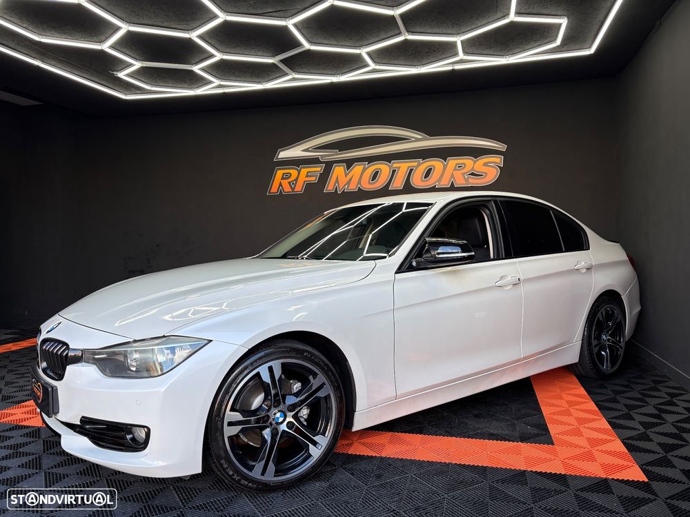 BMW 320 d Efficient Dynamic Edition Modern Line - 17
