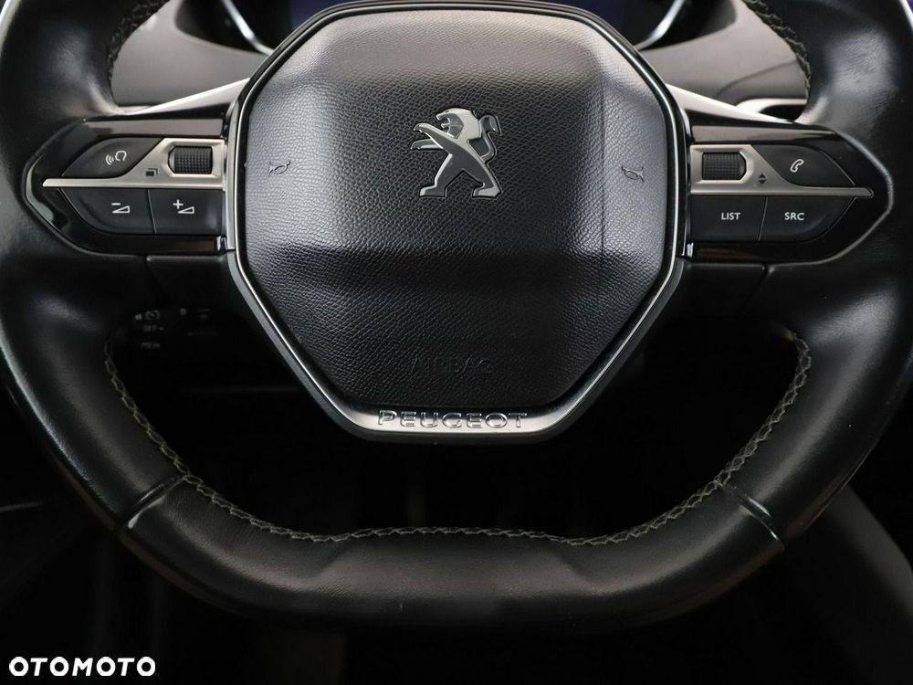 Peugeot 3008 1.5 BlueHDi Allure S&S - 22