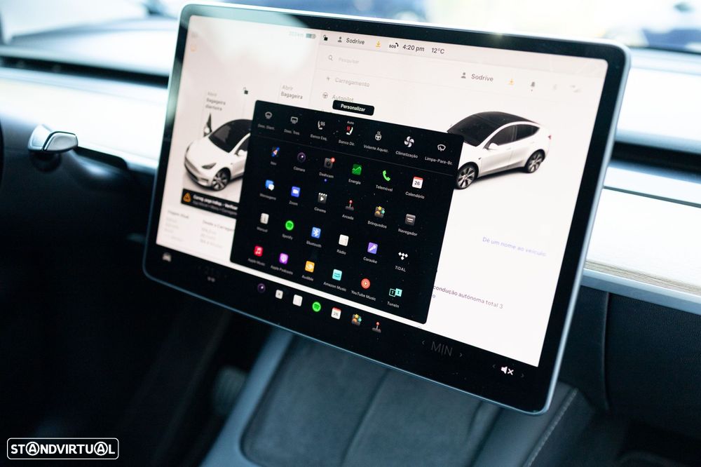 Tesla Model Y Long Range Dual Motor AWD - 20