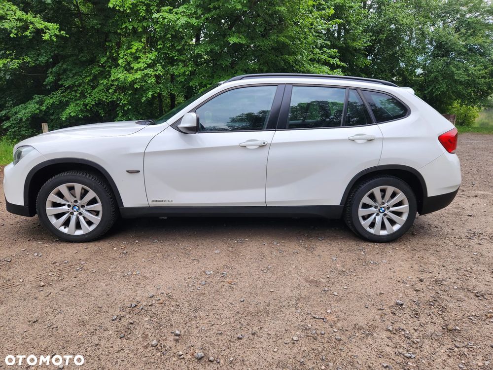 BMW X1 xDrive18d xLine - 14