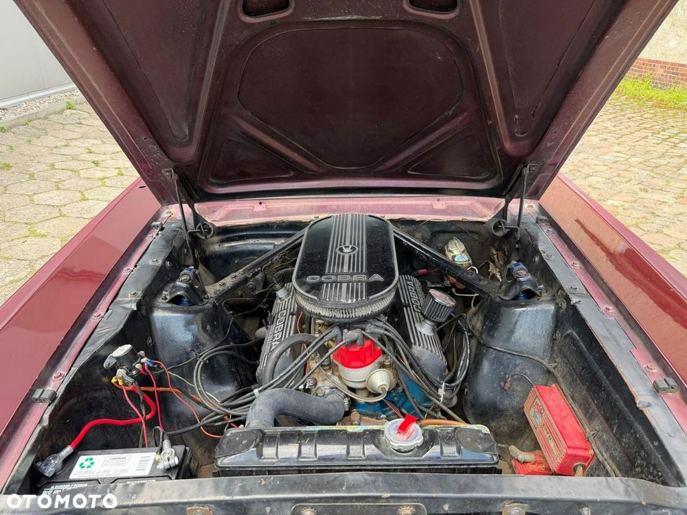 Ford Mustang - 24