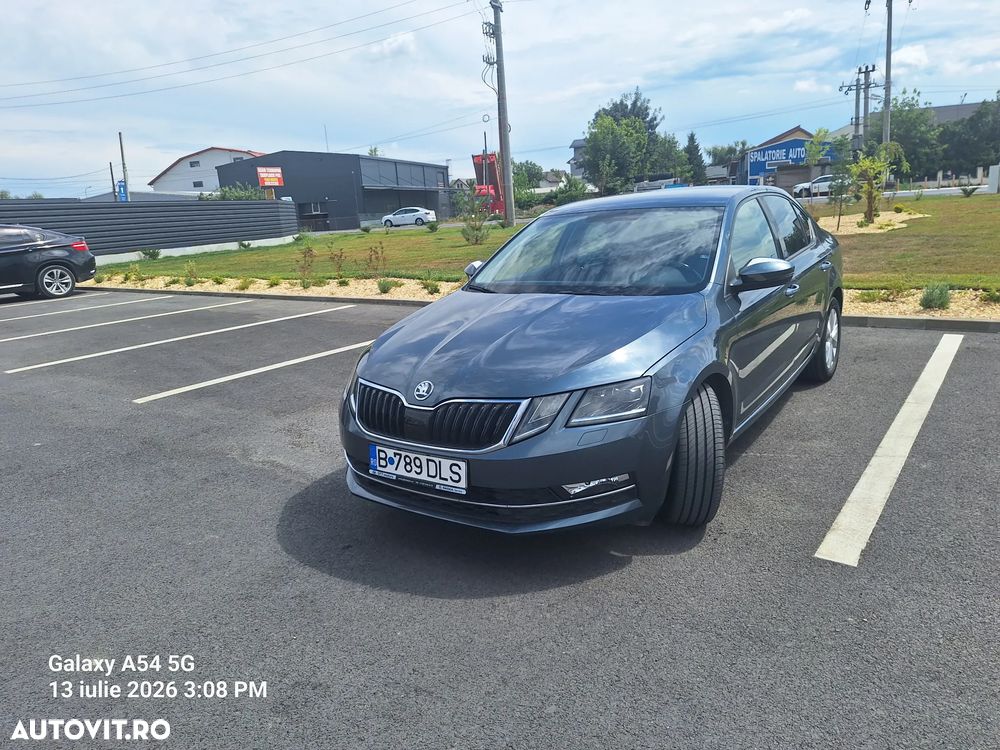 Skoda Octavia 2.0 TDI DSG Style - 1