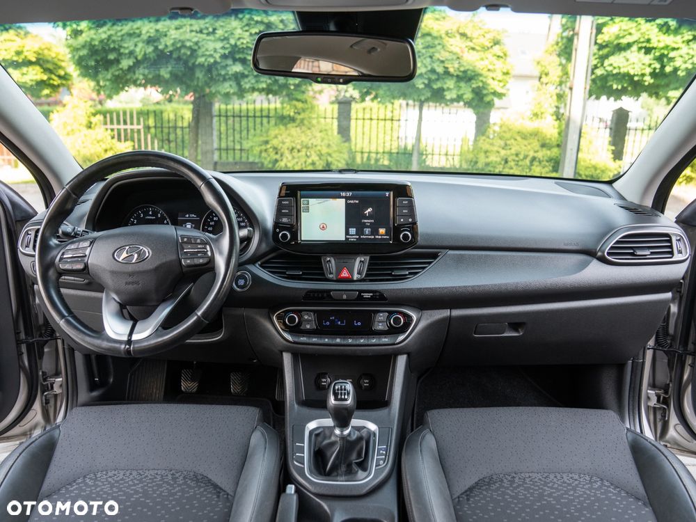 Hyundai i30 1.4 T-GDI Premium - 31