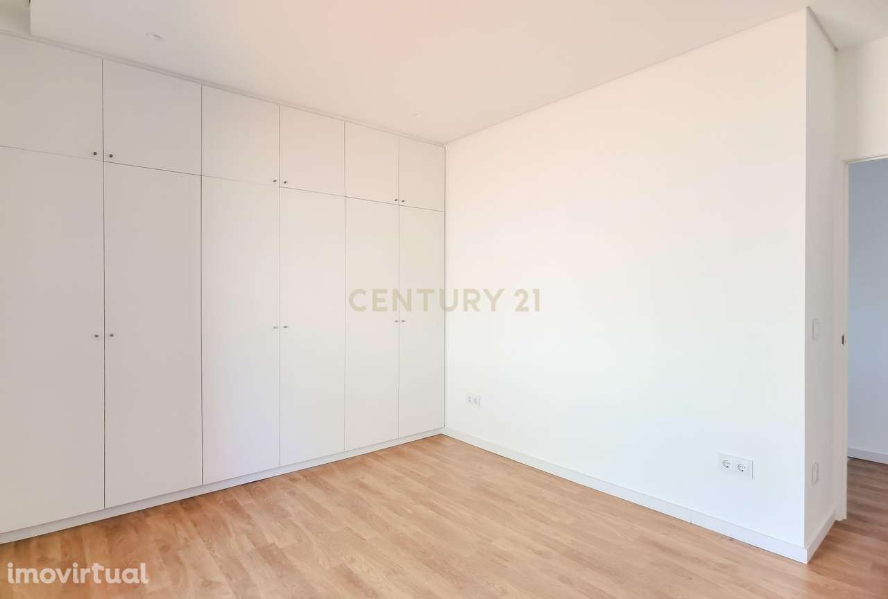 Apartamento Renovado com Vista para o Rio e Mar no Porto - Grande imagem: 5/11