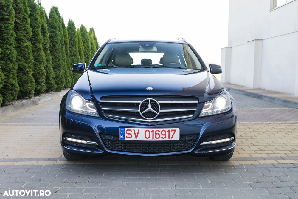 Mercedes-Benz C 220 CDI DPF (BlueEFFICIENCY) 7G-TRONIC Elegance - 1