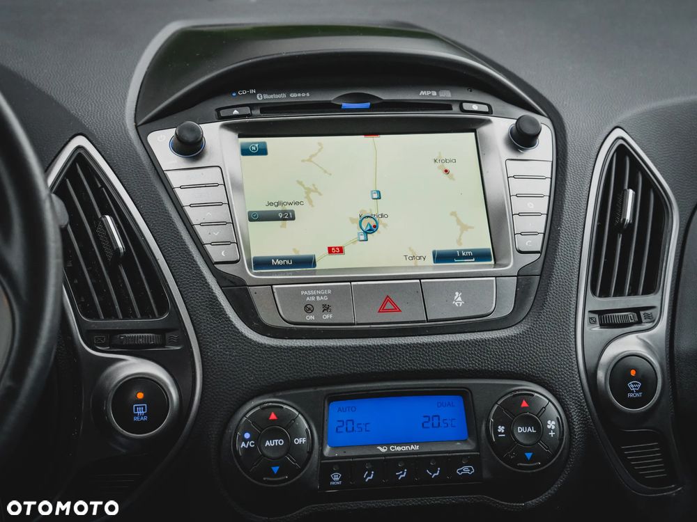 Hyundai ix35 1.7 CRDi 2WD Fifa World Cup Edition - 24