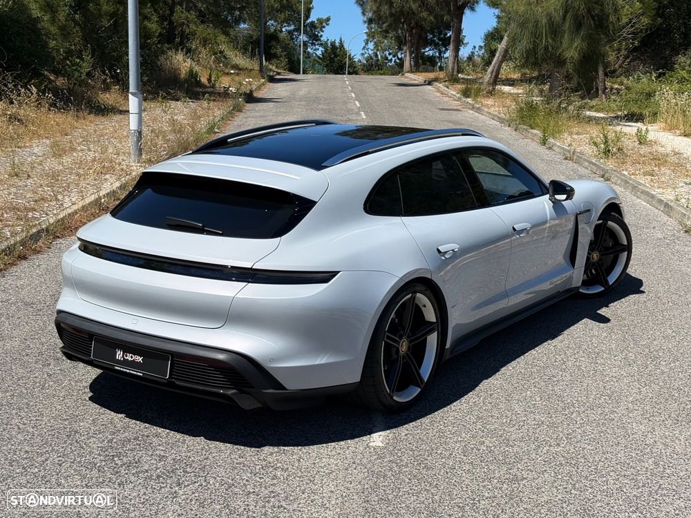 Porsche Taycan Sport Turismo Turbo S - 9