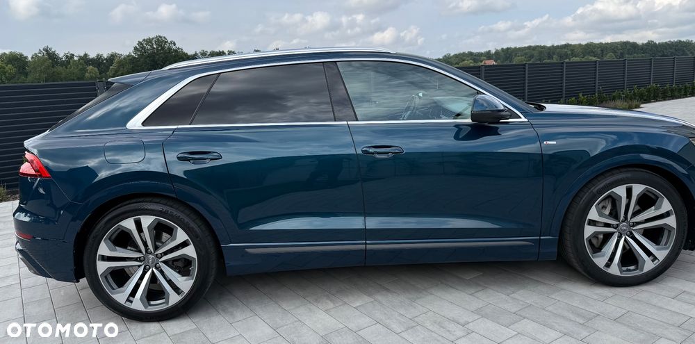 Audi Q8 - 6
