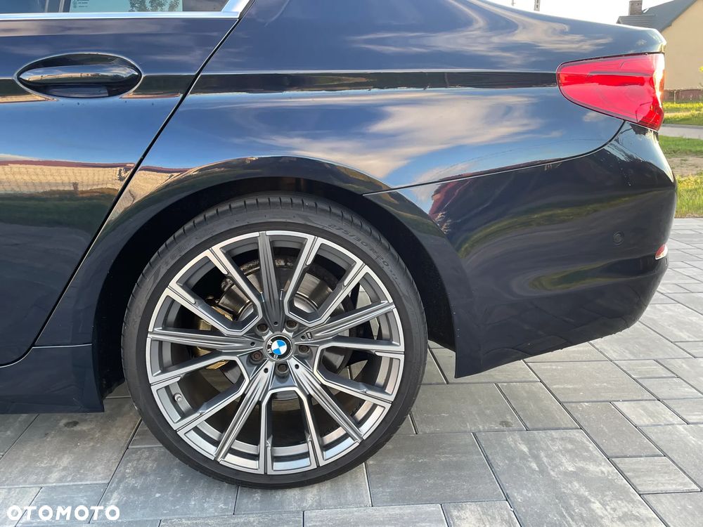 BMW Seria 5 520d xDrive - 7