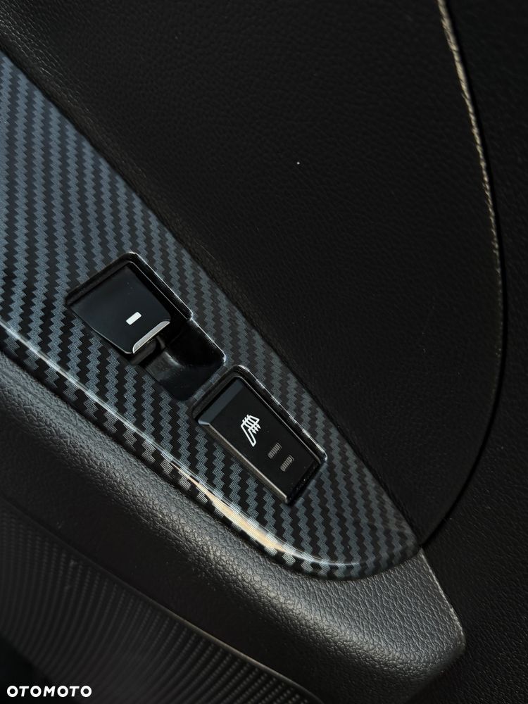 Hyundai Tucson blue 2.0 CRDi 4WD Premium - 23