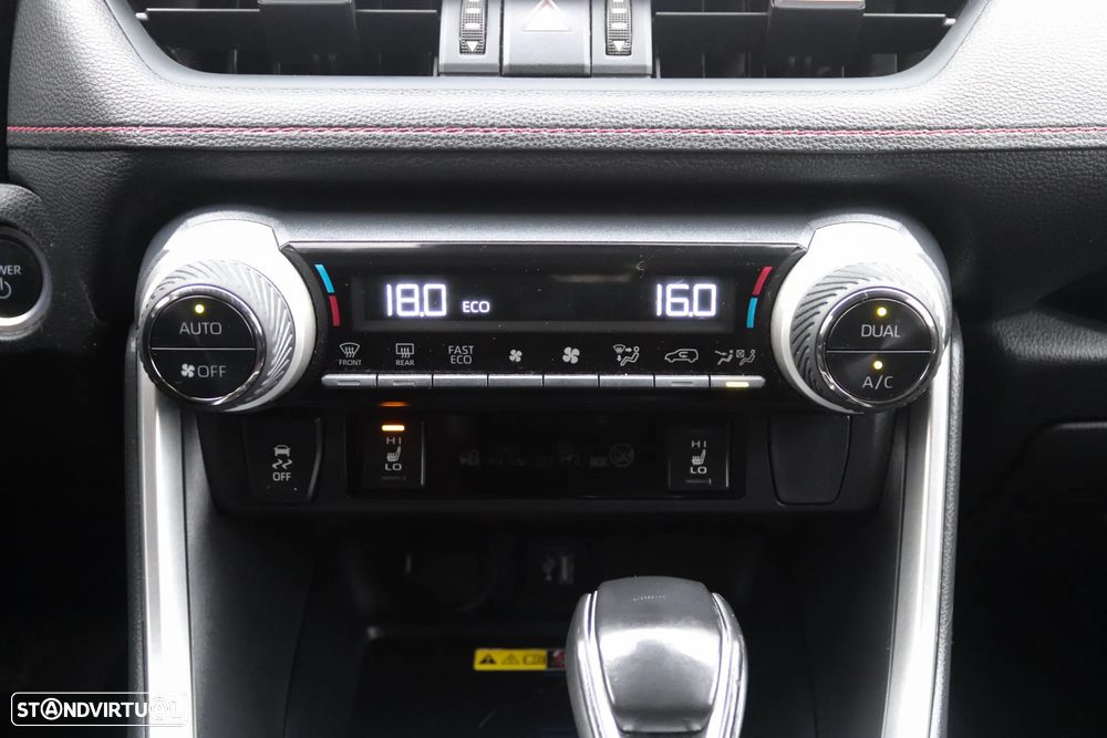 Toyota RAV4 2.5 HDF Plug-in Lounge AWD-i - 18