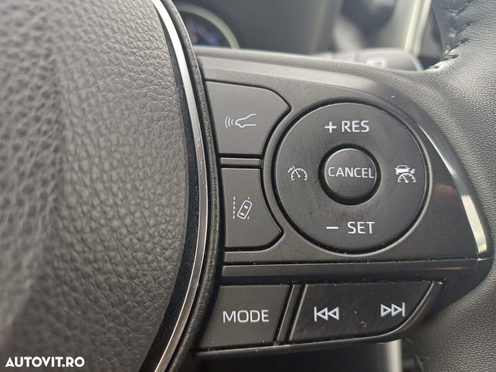 Toyota RAV4 2.5 VVT-iE 4x4 Luxury - 17