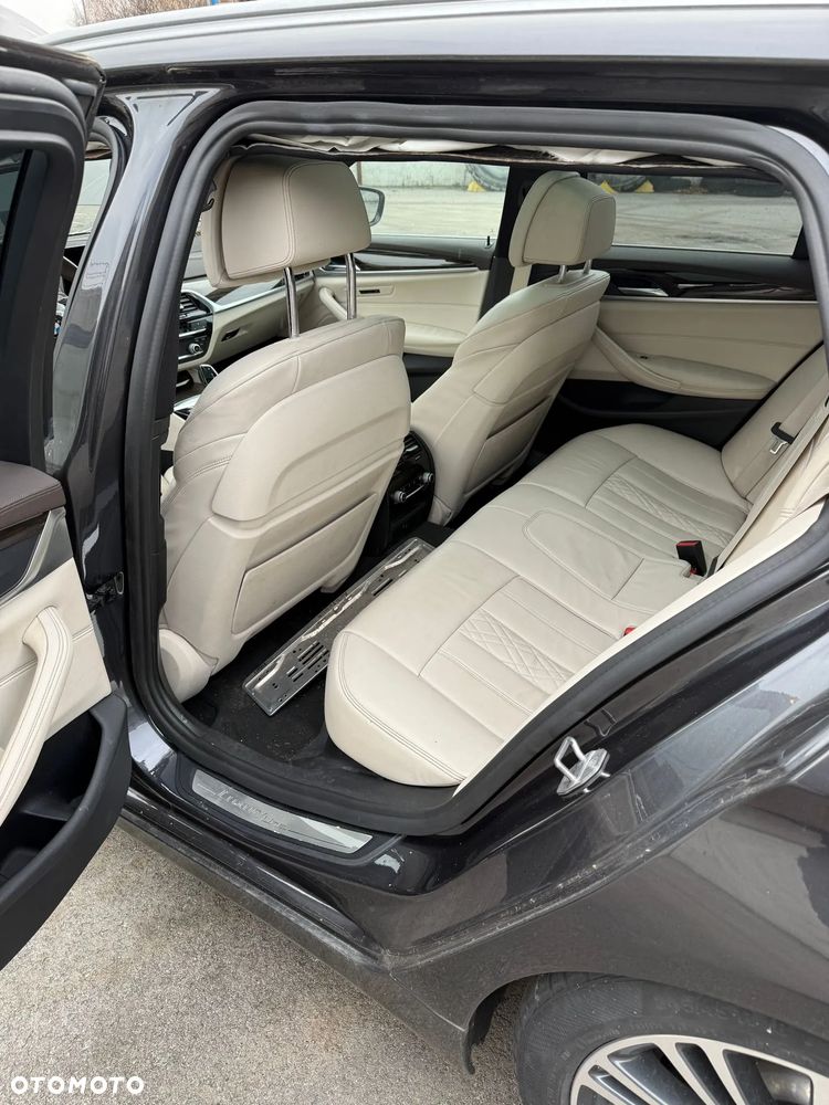 BMW Seria 5 - 12