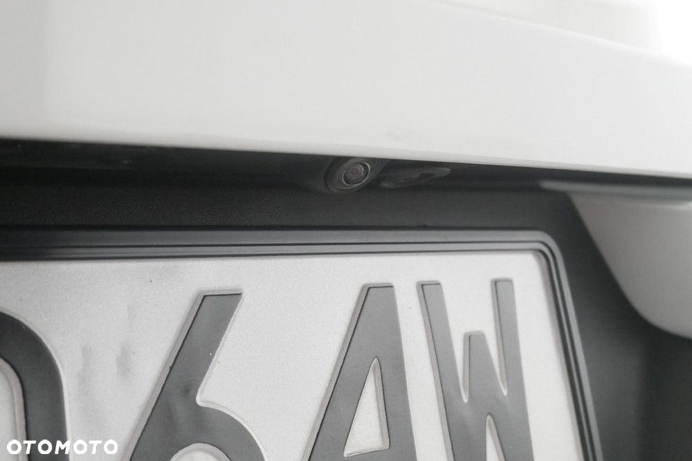 Volvo XC 40 - 18