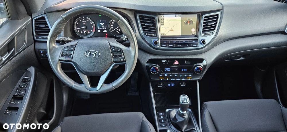 Hyundai Tucson blue 1.6 GDi 2WD Passion - 16