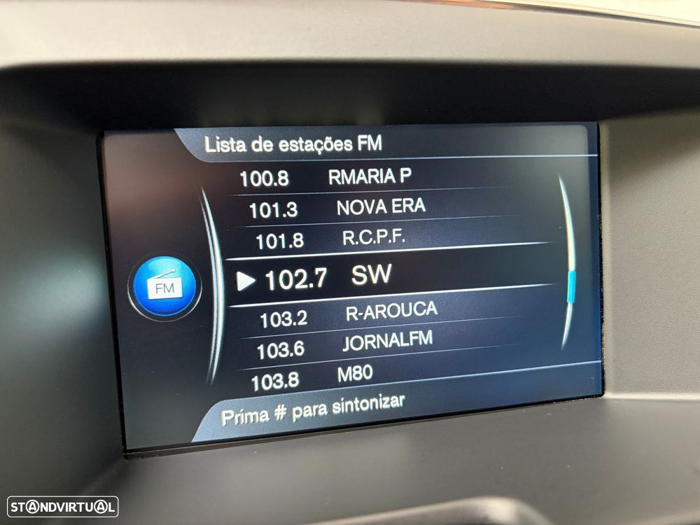 Volvo XC 60 2.0 D4 Dynamic Edition Geartronic - 20