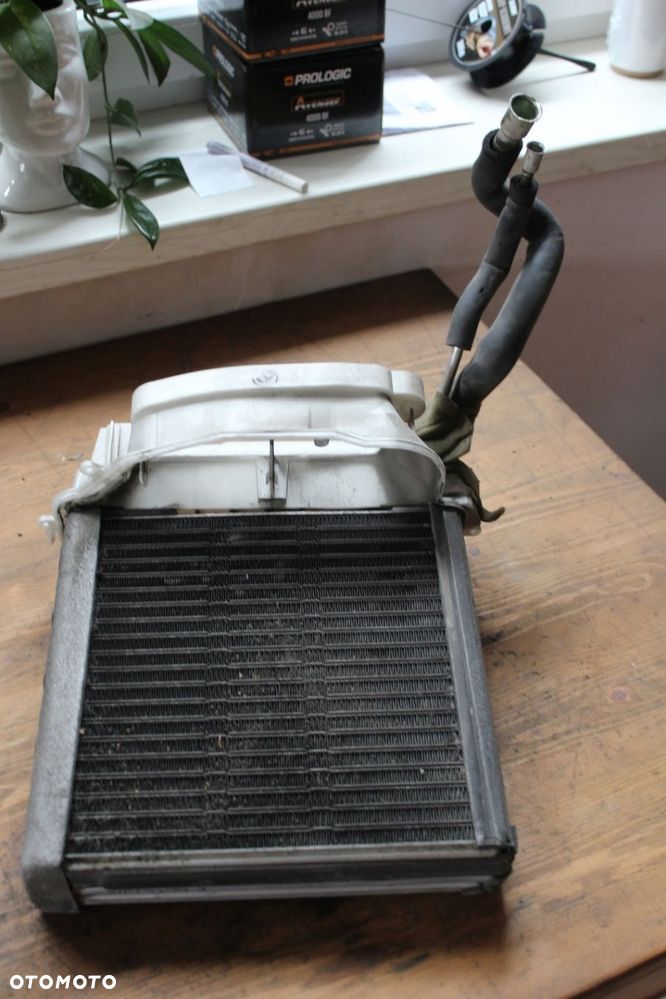 PAROWNIK KLIMATYZACJI AVENSIS VERSO EUROPA - 9