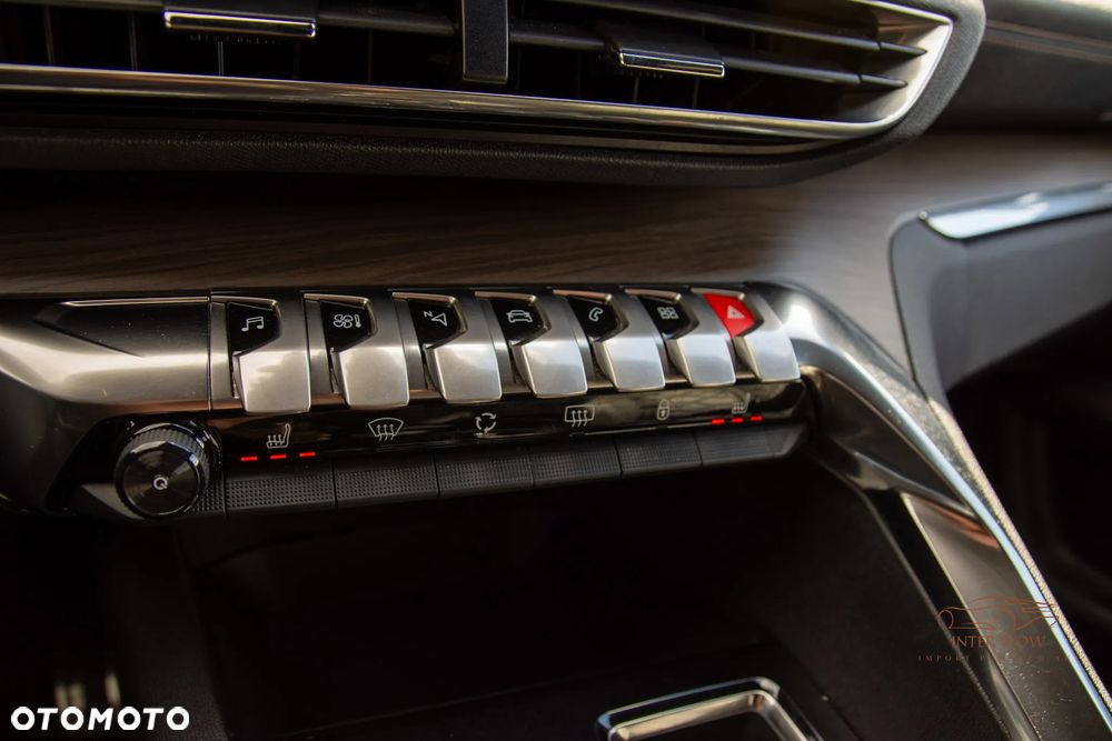 Peugeot 5008 1.6 PureTech GT Pack S&S EAT8 - 20