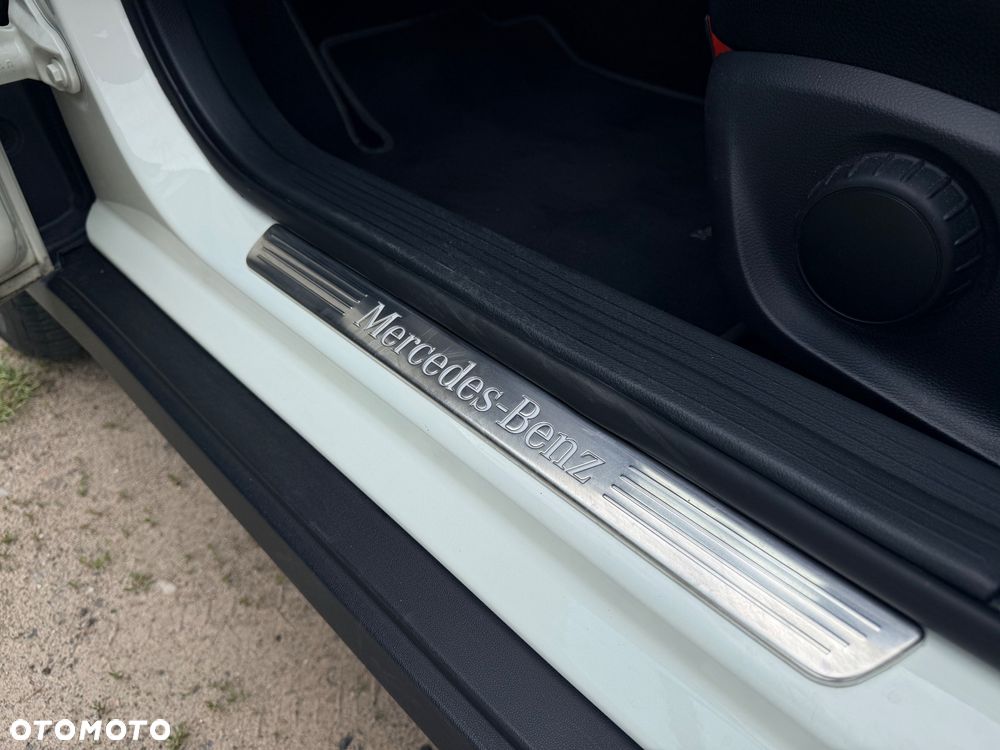 Mercedes-Benz GLA 200 7G-DCT AMG Line - 16