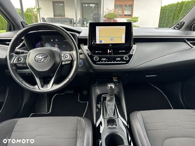 Toyota Corolla - 12