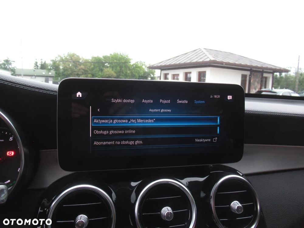 Mercedes-Benz GLC 200 4Matic 9G-TRONIC AMG Line - 28