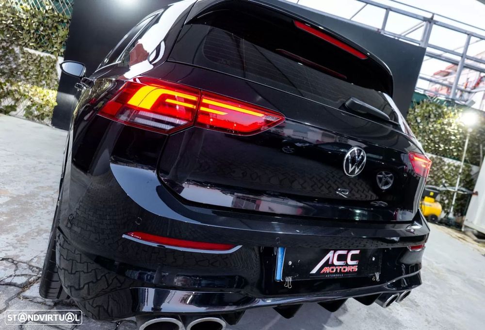 VW Golf 2.0 TSI R DSG - 40