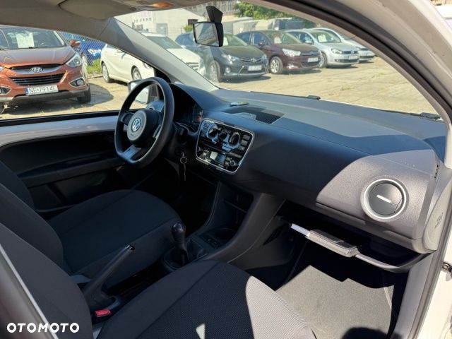 Volkswagen up! - 22