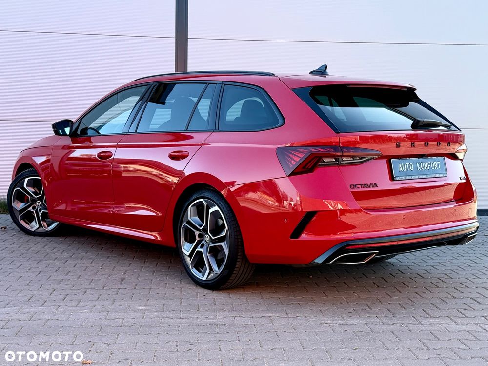 Skoda Octavia 2.0 TDI DSG RS - 18