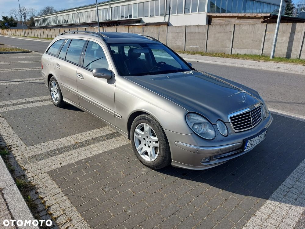 Mercedes-Benz Klasa E 320 CDI T Avantgarde - 8