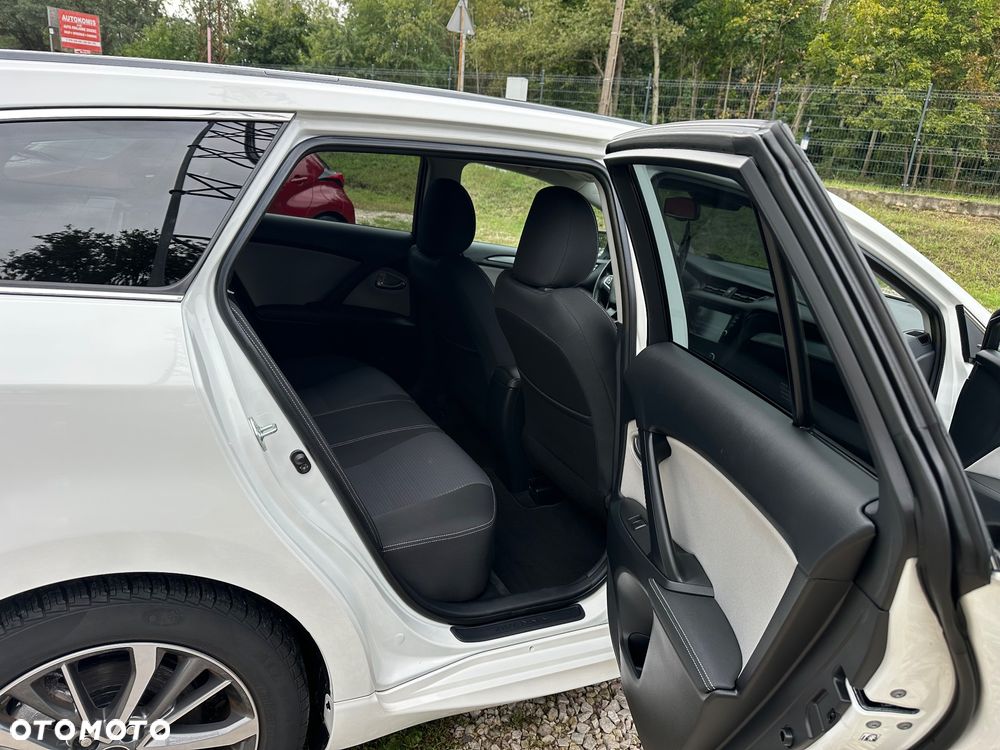 Toyota Avensis 1.8 Selection - 14