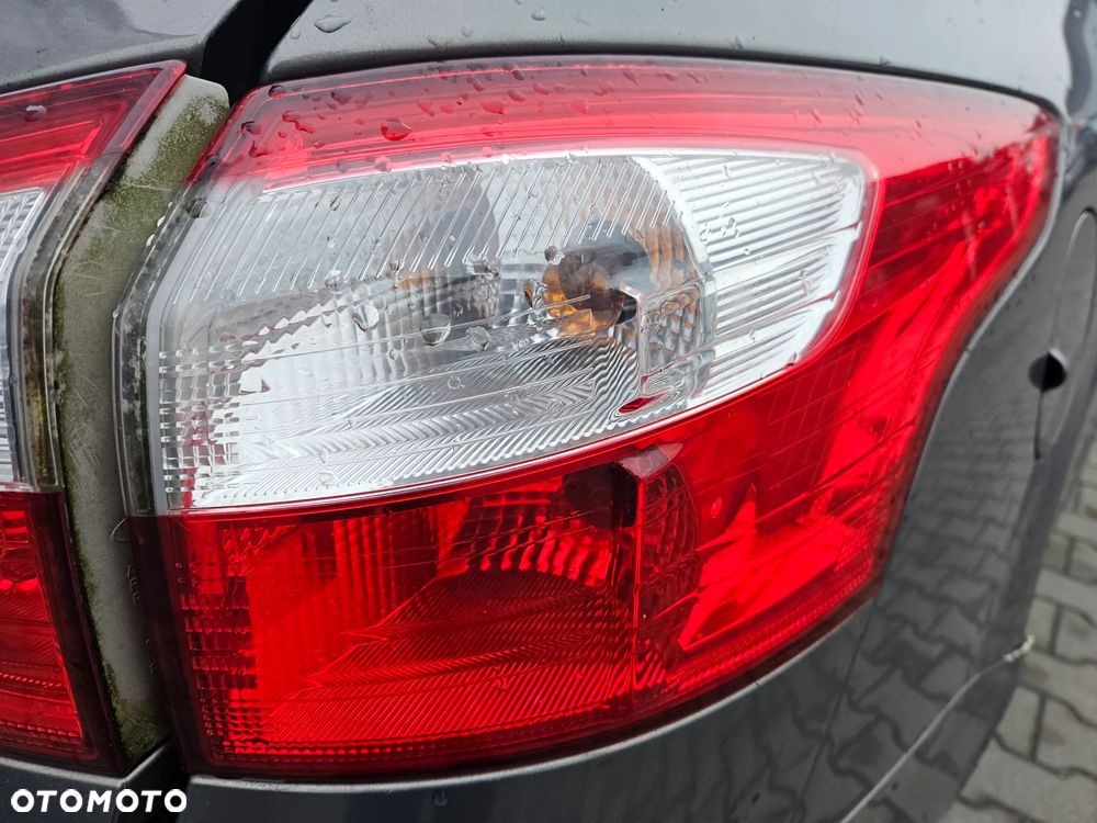 Ford Focus MK3 III kombi lampa tylna tył prawa lewa - 2
