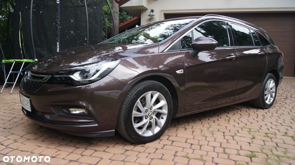 Opel Astra 1.6 CDTI Sport - 9