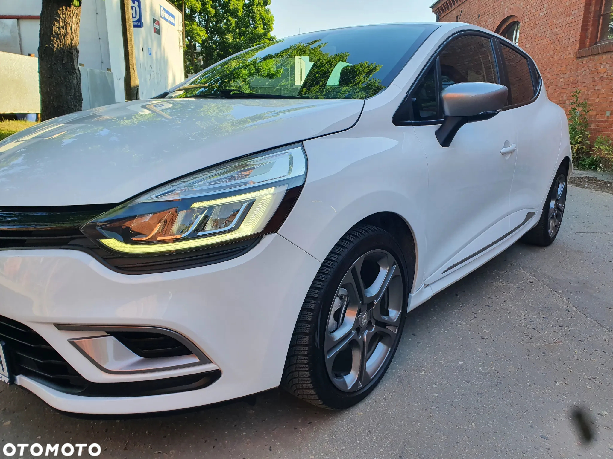 Renault Clio 1.5 dCi Energy Limited Plus - 8