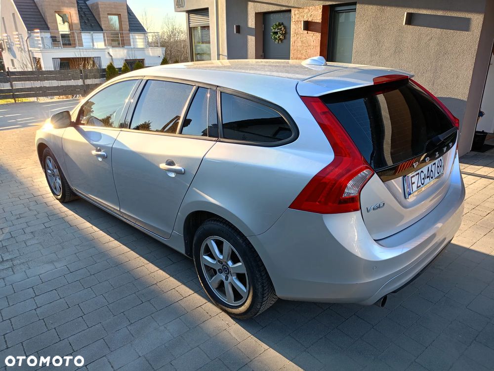 Volvo V60 - 2